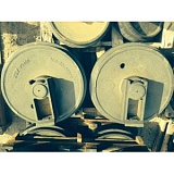 Колесо направляющее Komatsu 208-30-00200